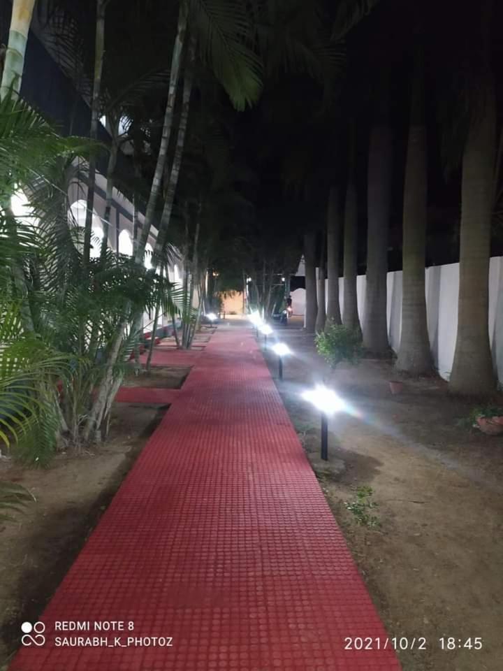 Hotel Jungle Palace Resort Umariā Zewnętrze zdjęcie